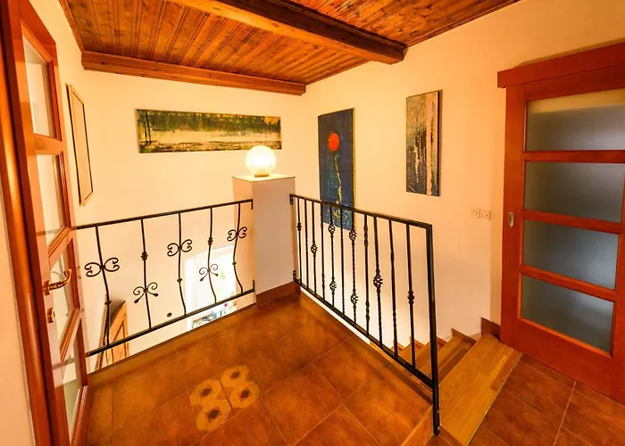 Laas Art Gallery